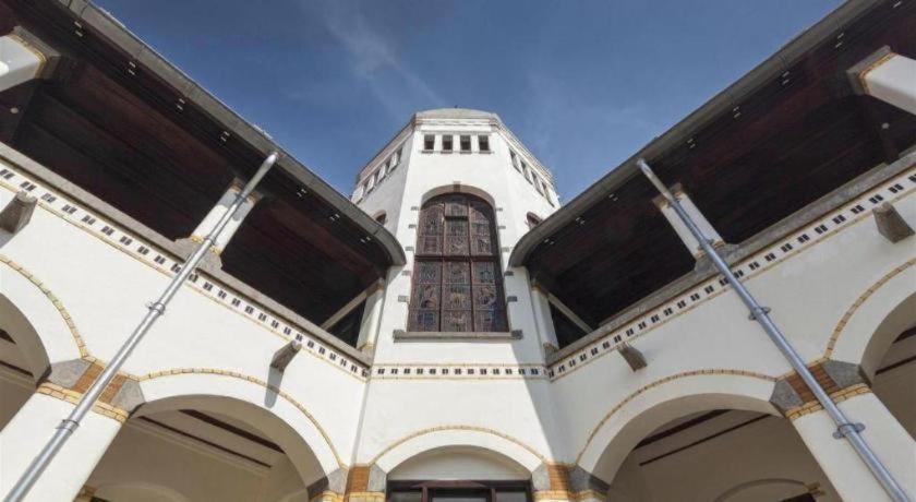 New Mira Hotel Semarang Bagian luar foto