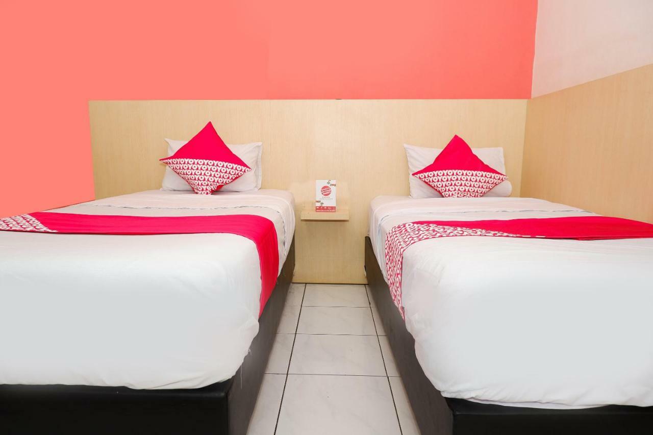 New Mira Hotel Semarang Bagian luar foto