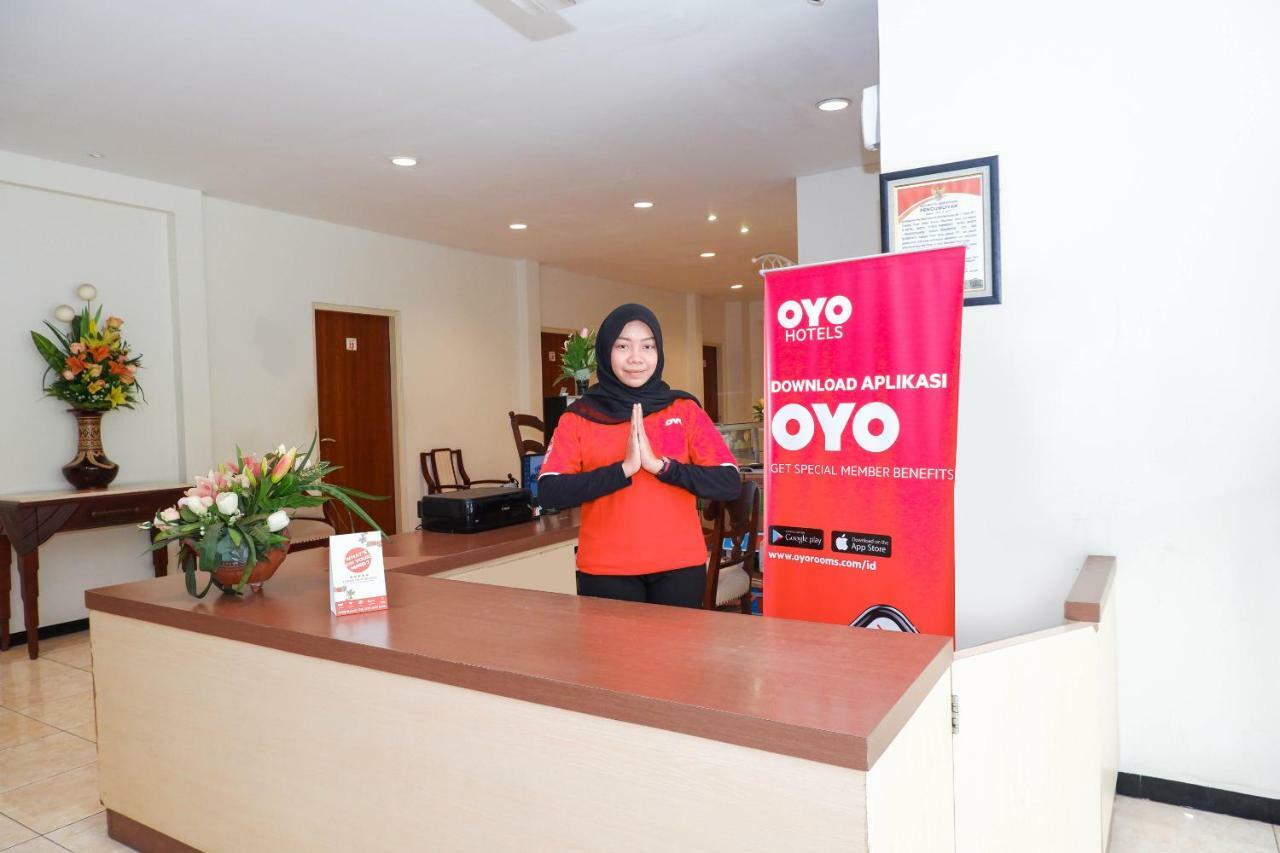 New Mira Hotel Semarang Bagian luar foto