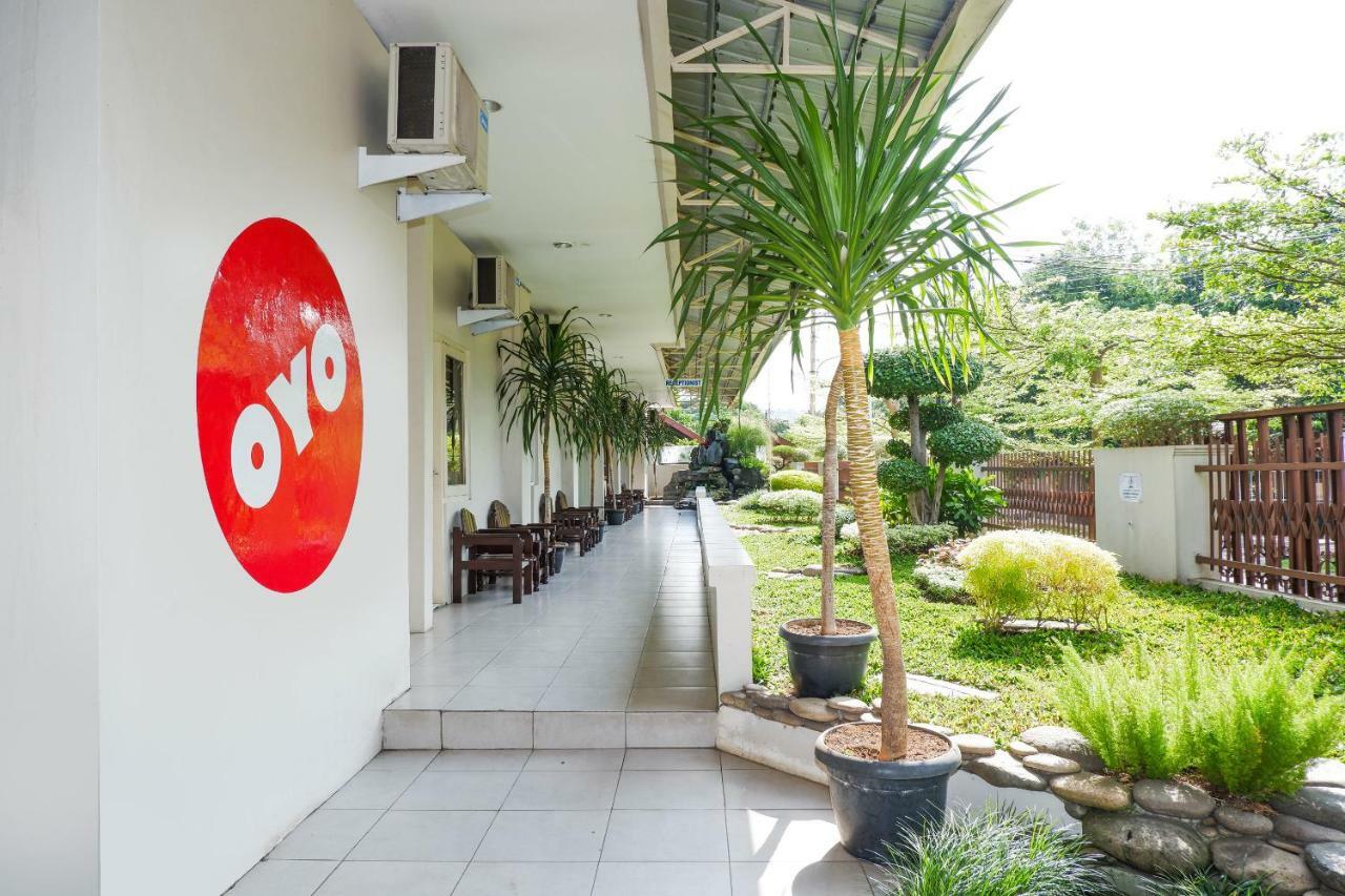 New Mira Hotel Semarang Bagian luar foto