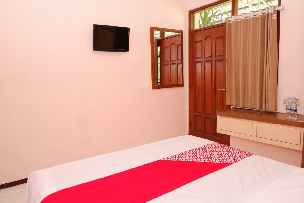 New Mira Hotel Semarang Bagian luar foto