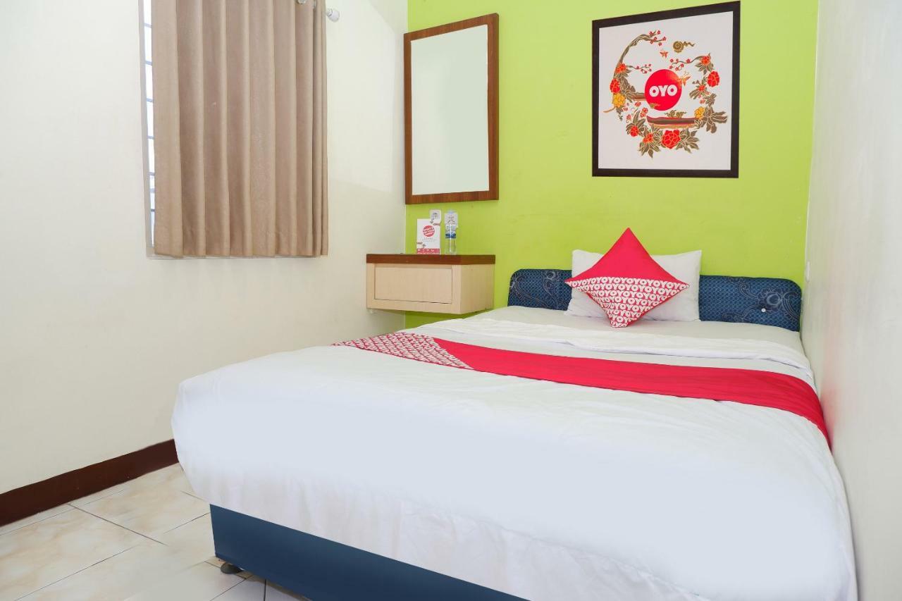 New Mira Hotel Semarang Bagian luar foto