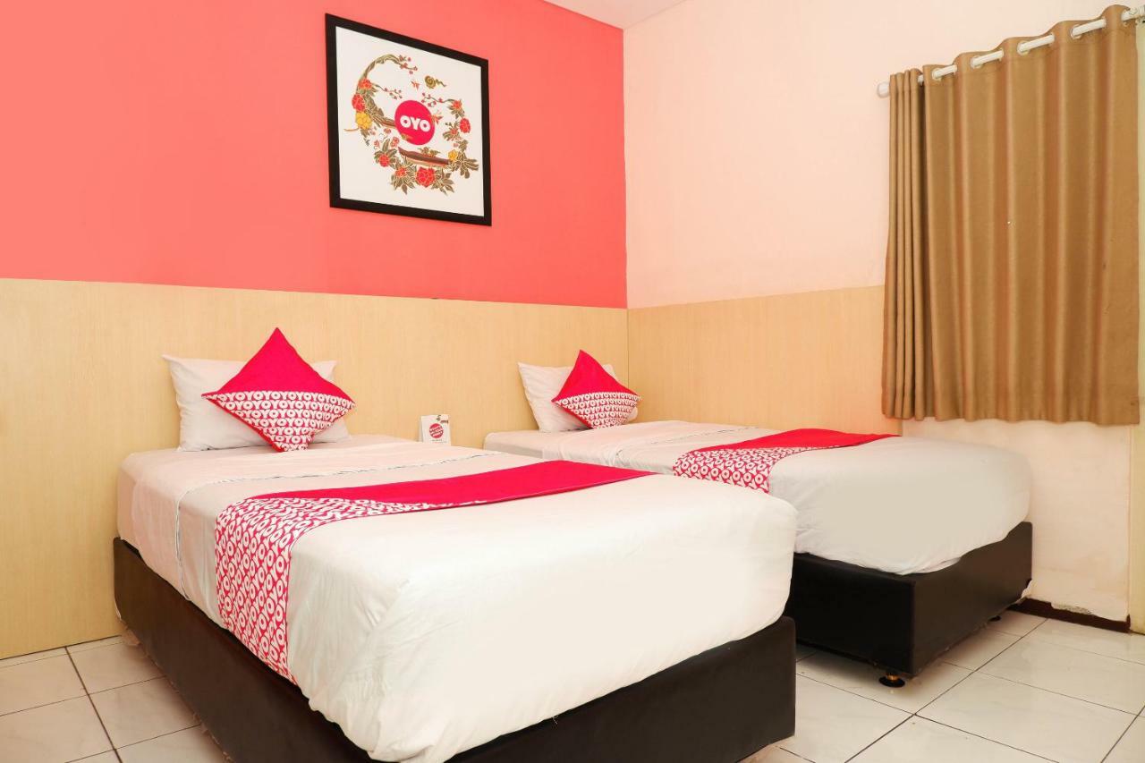 New Mira Hotel Semarang Bagian luar foto