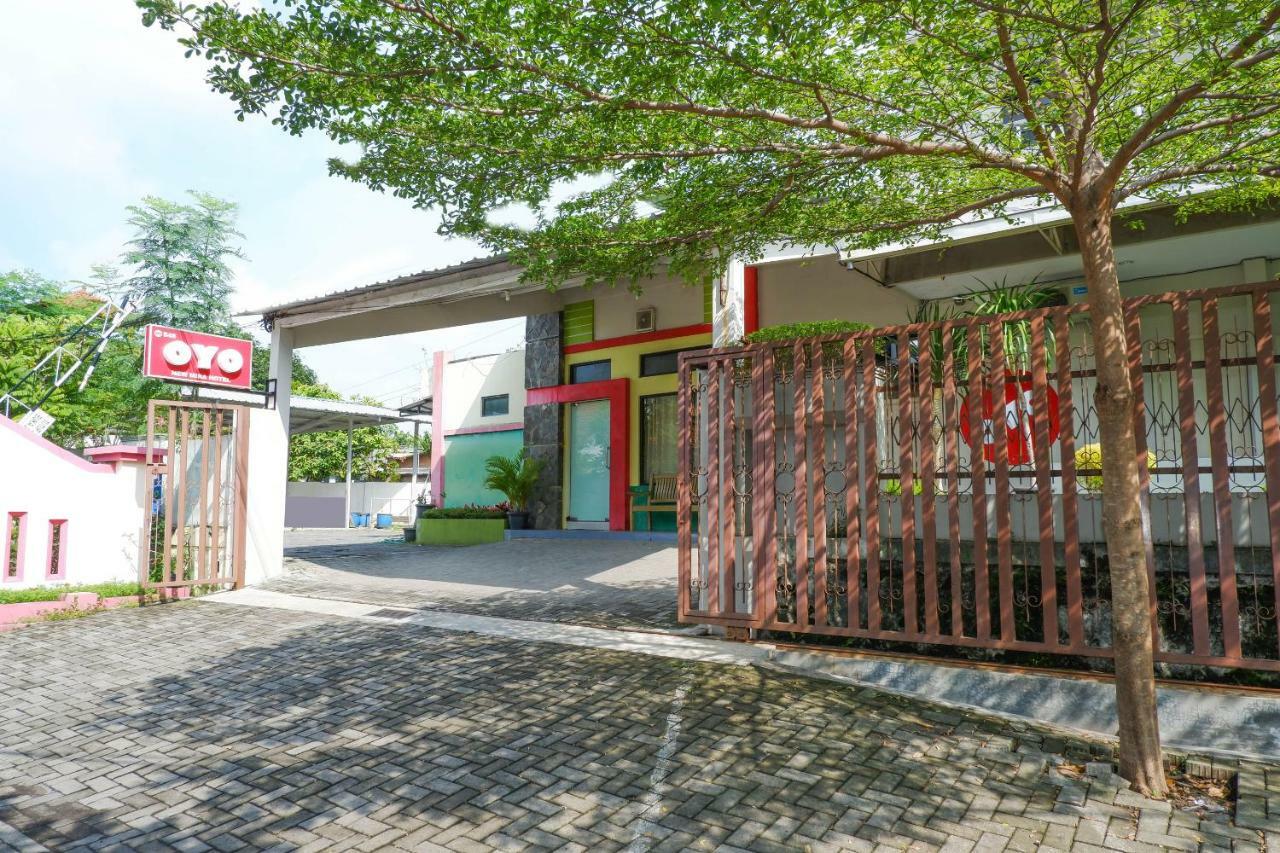 New Mira Hotel Semarang Bagian luar foto